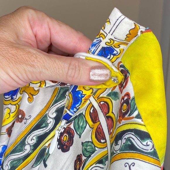 Dolce & Gabbana Silk Trousers - Picture 13 of 14